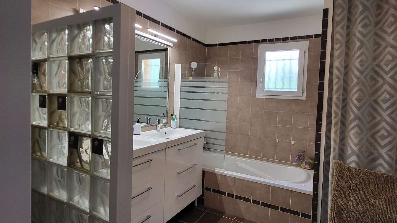  te koop huis Beaucaire Gard 7