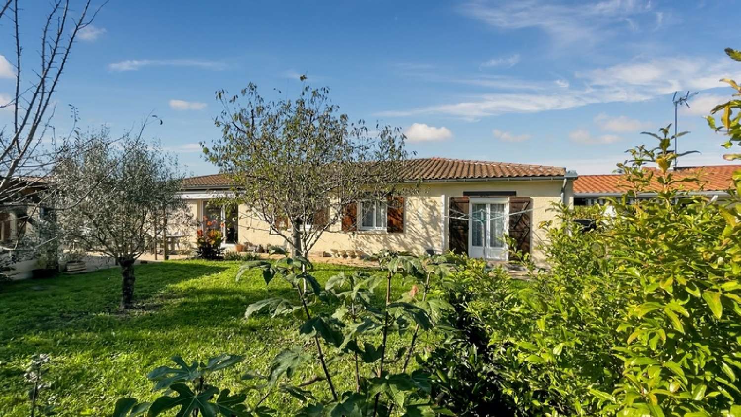  for sale house Bergerac Dordogne 2