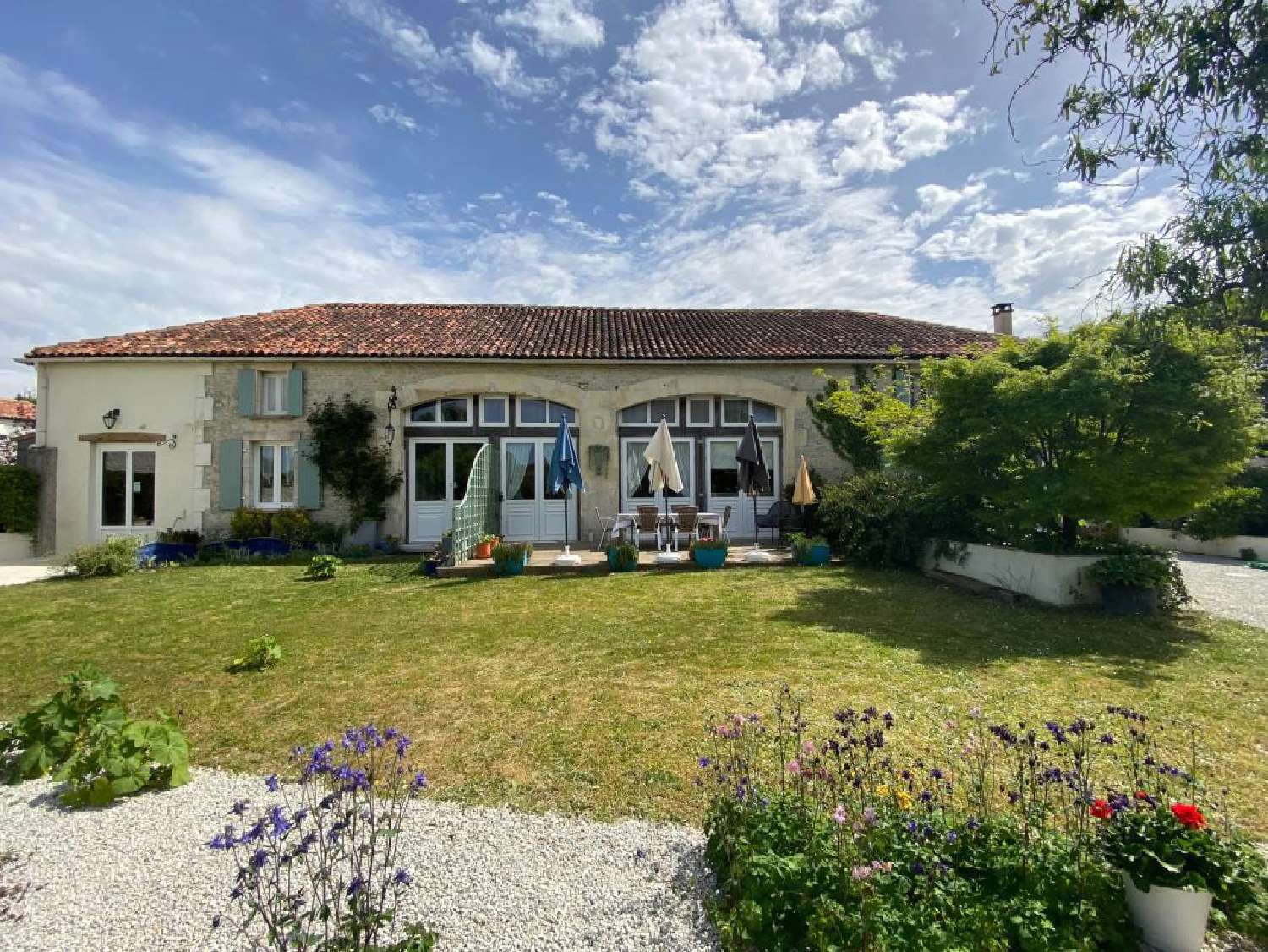  te koop huis Bresdon Charente-Maritime 1
