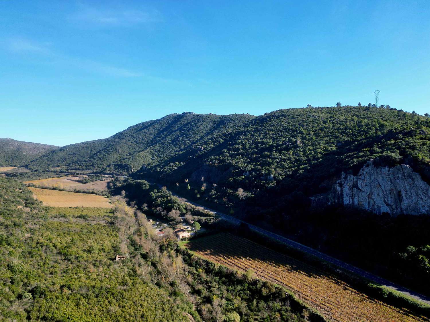  for sale house Cazedarnes Hérault 2