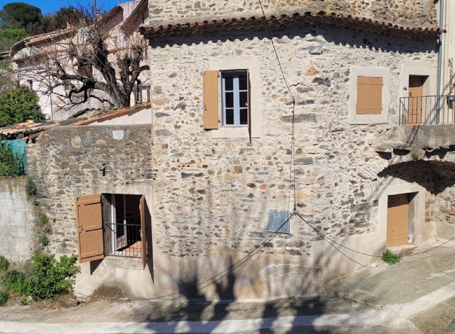  for sale house Cazedarnes Hérault 1