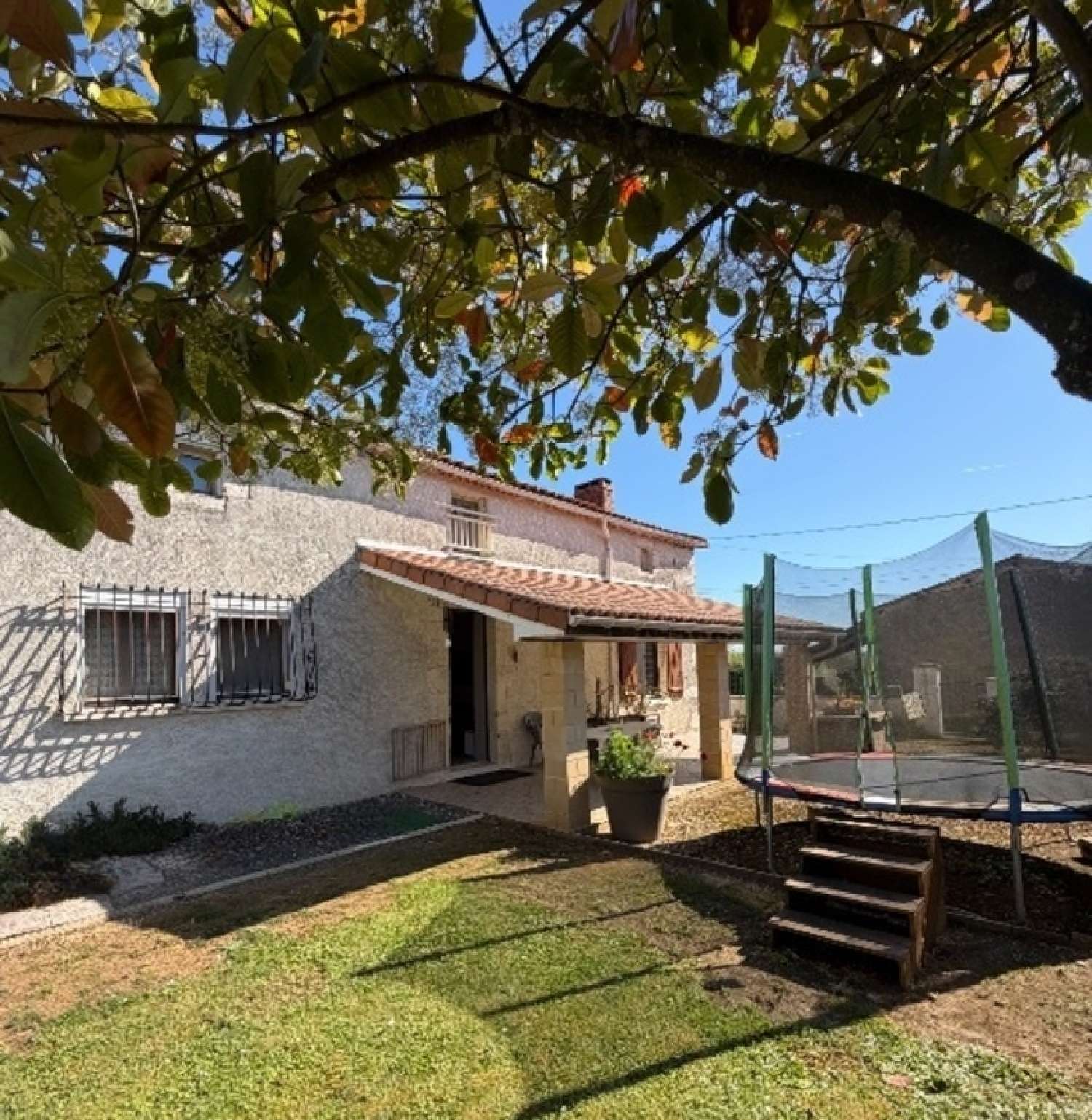  te koop huis Cellefrouin Charente 2