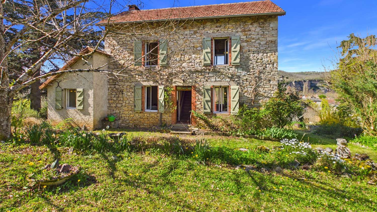  te koop huis Cénevières Lot 1