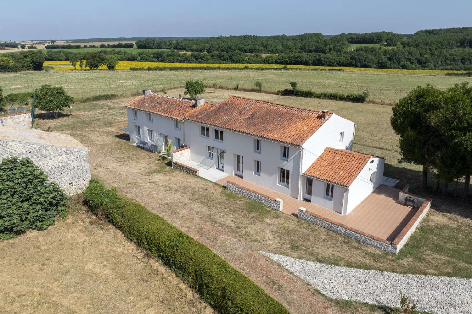  te koop huis Contré Charente-Maritime 1