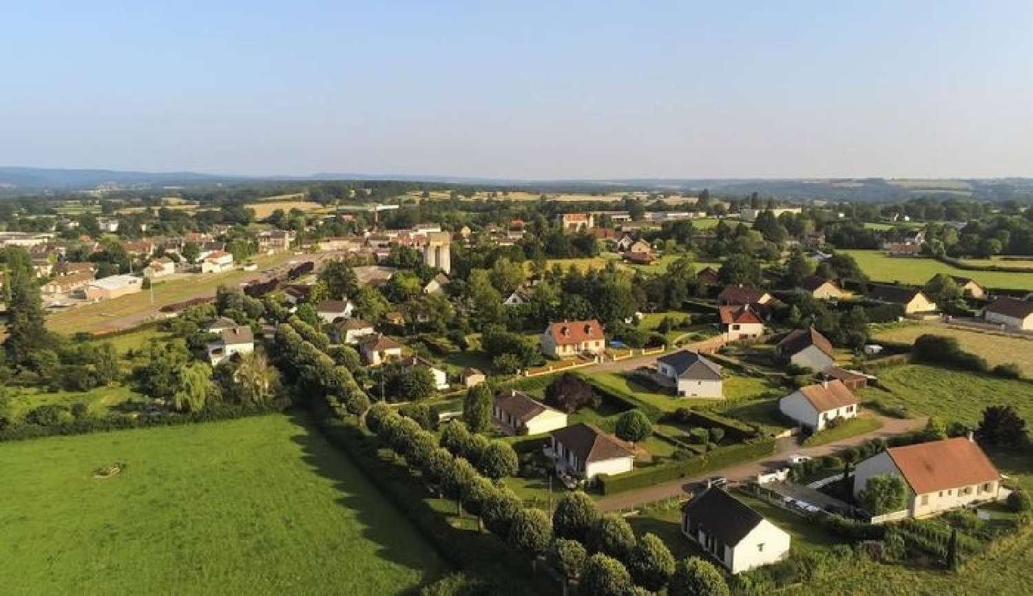 te koop huis Corbigny Nièvre 1