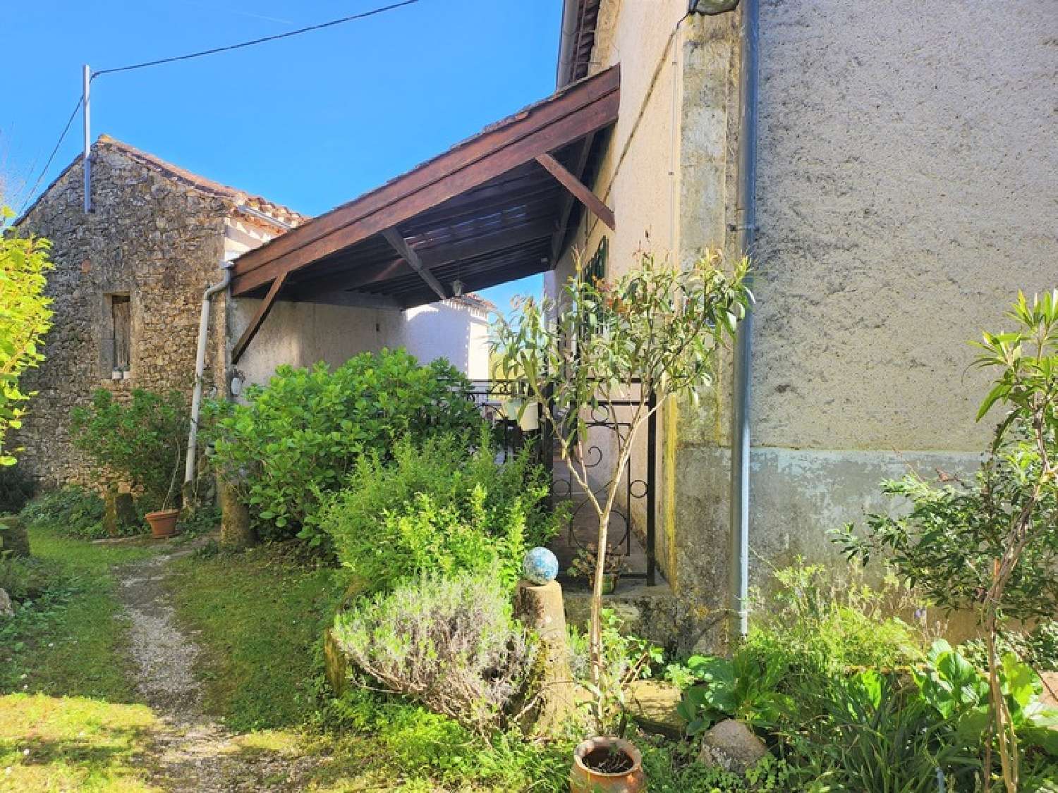  for sale house Cuzorn Lot-et-Garonne 2