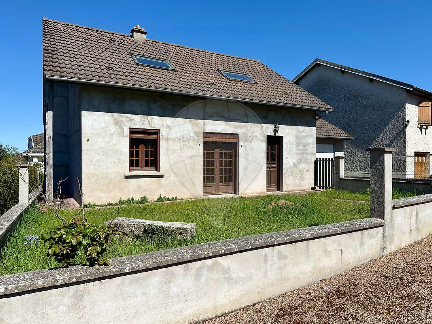  te koop huis Decize Nièvre 1