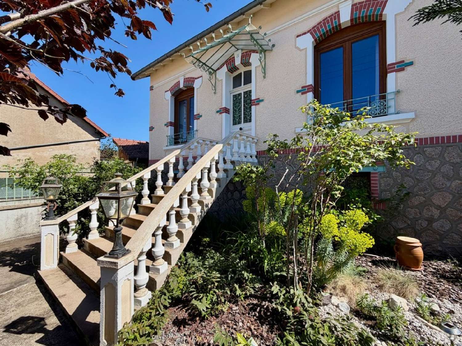  te koop huis Domérat Allier 1