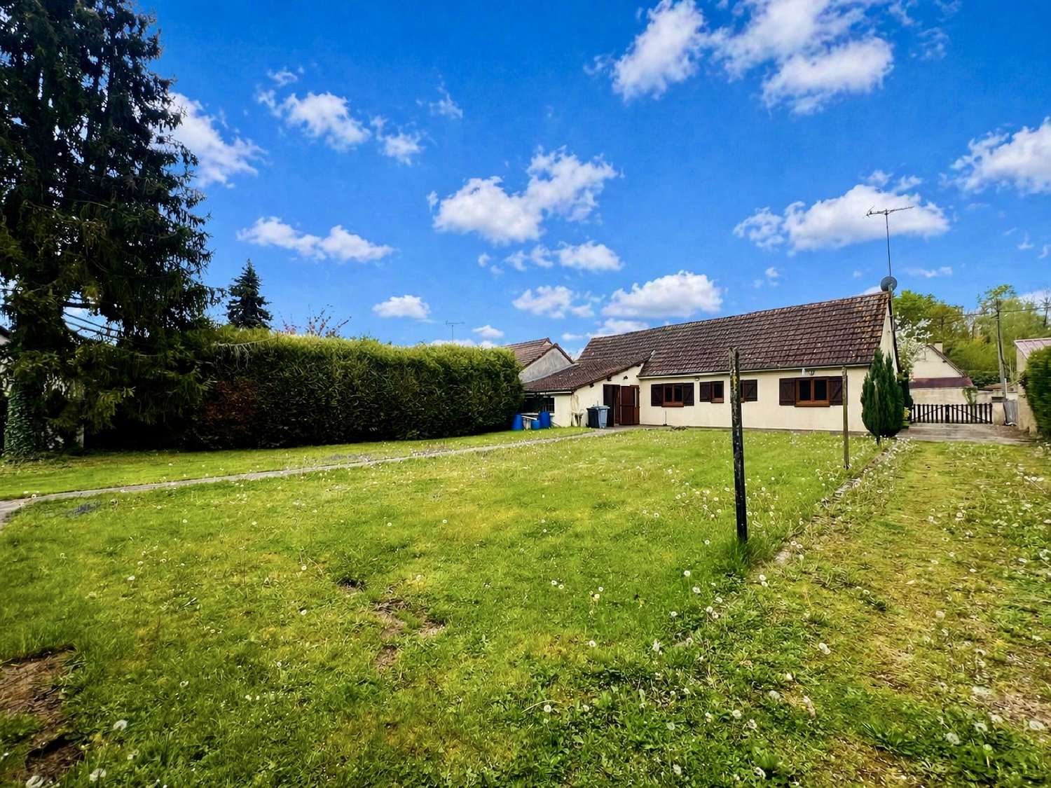  te koop huis Écrosnes Eure-et-Loir 2