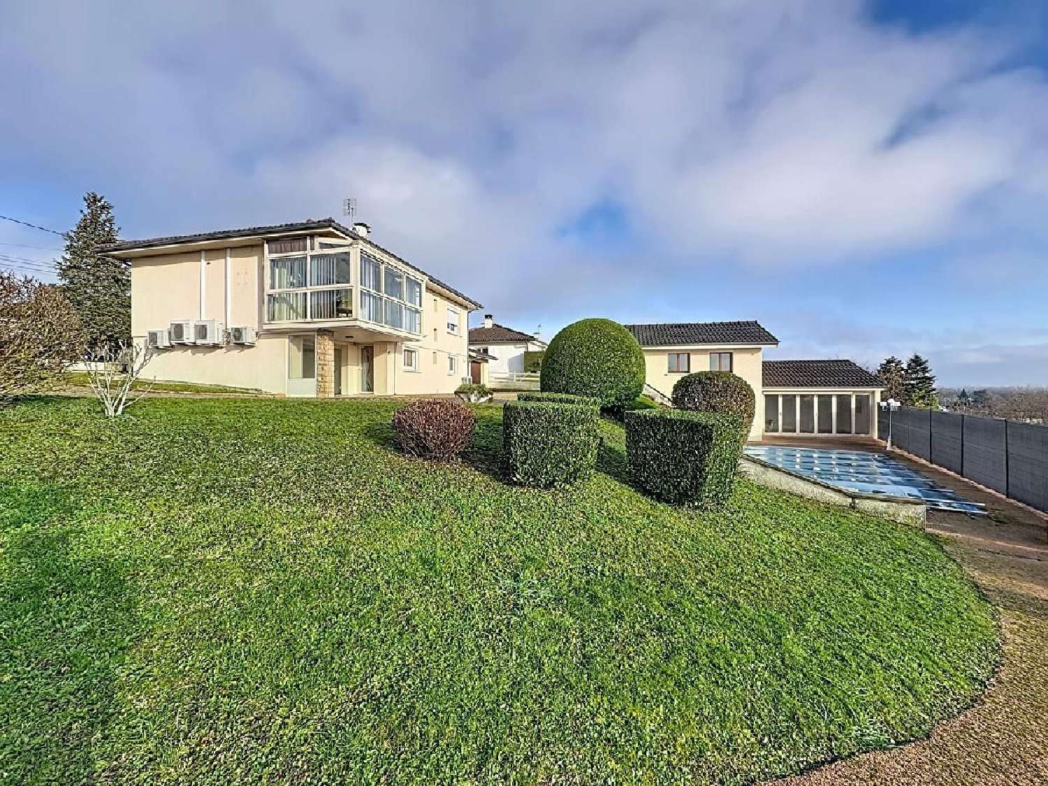 à vendre maison Fleurville Saône-et-Loire 1