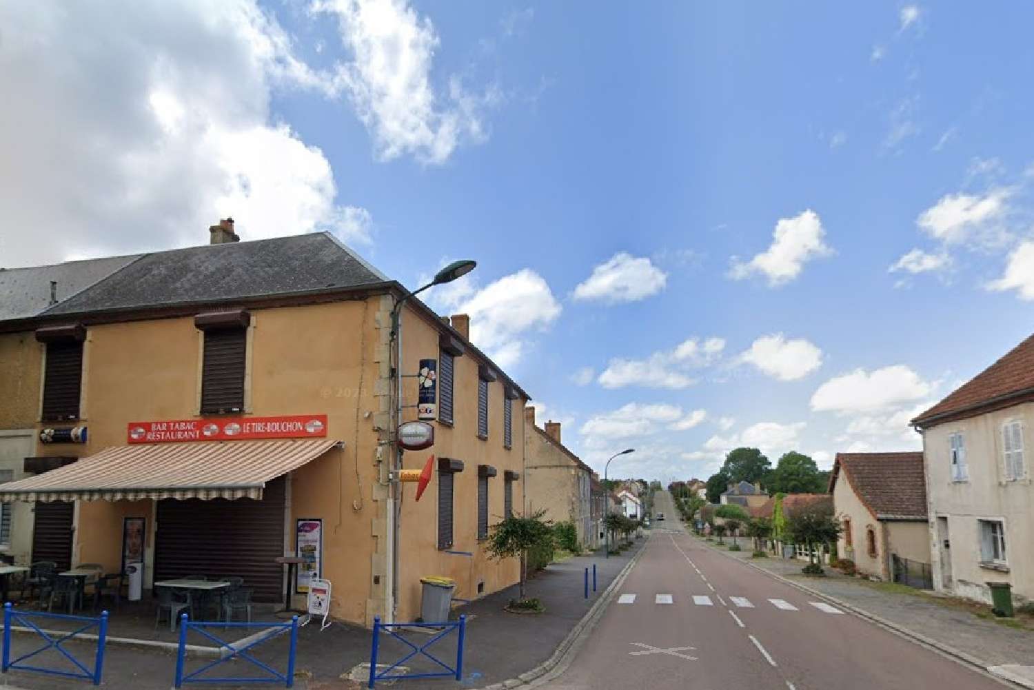  te koop huis Fours Nièvre 1