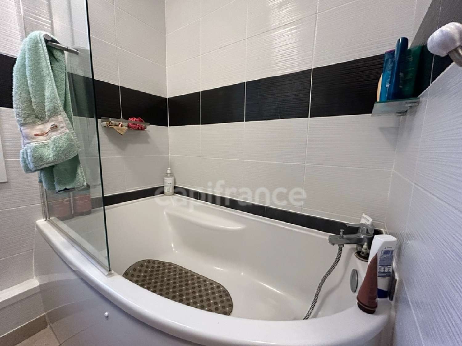  te koop huis Génis Dordogne 8