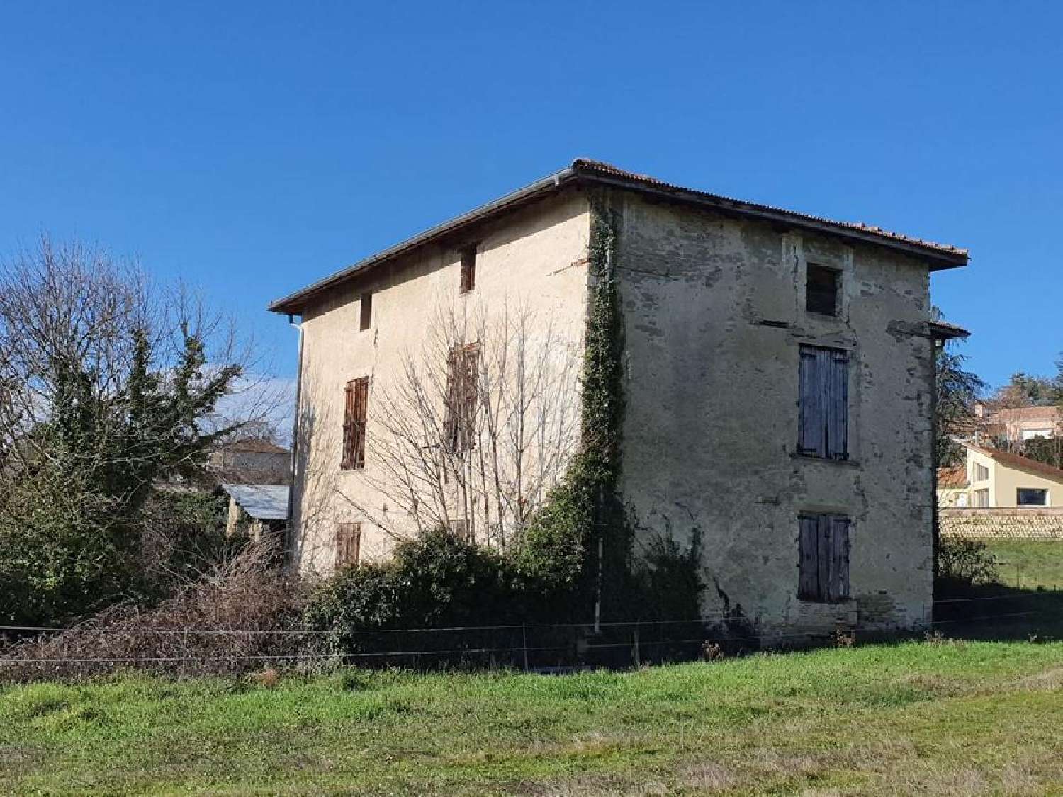  te koop huis Génissieux Drôme 2