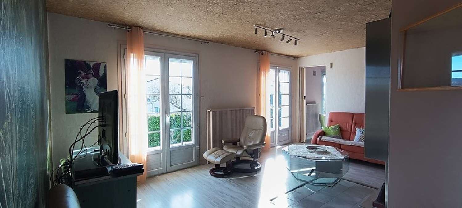  à vendre maison Issoire Puy-de-Dôme 3