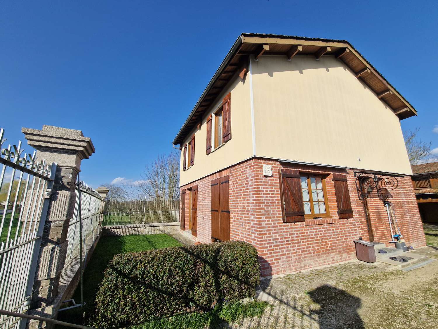  à vendre maison La Neuville-au-Pont Marne 1