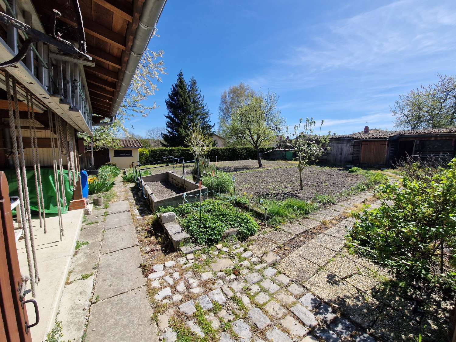  à vendre maison La Neuville-au-Pont Marne 4