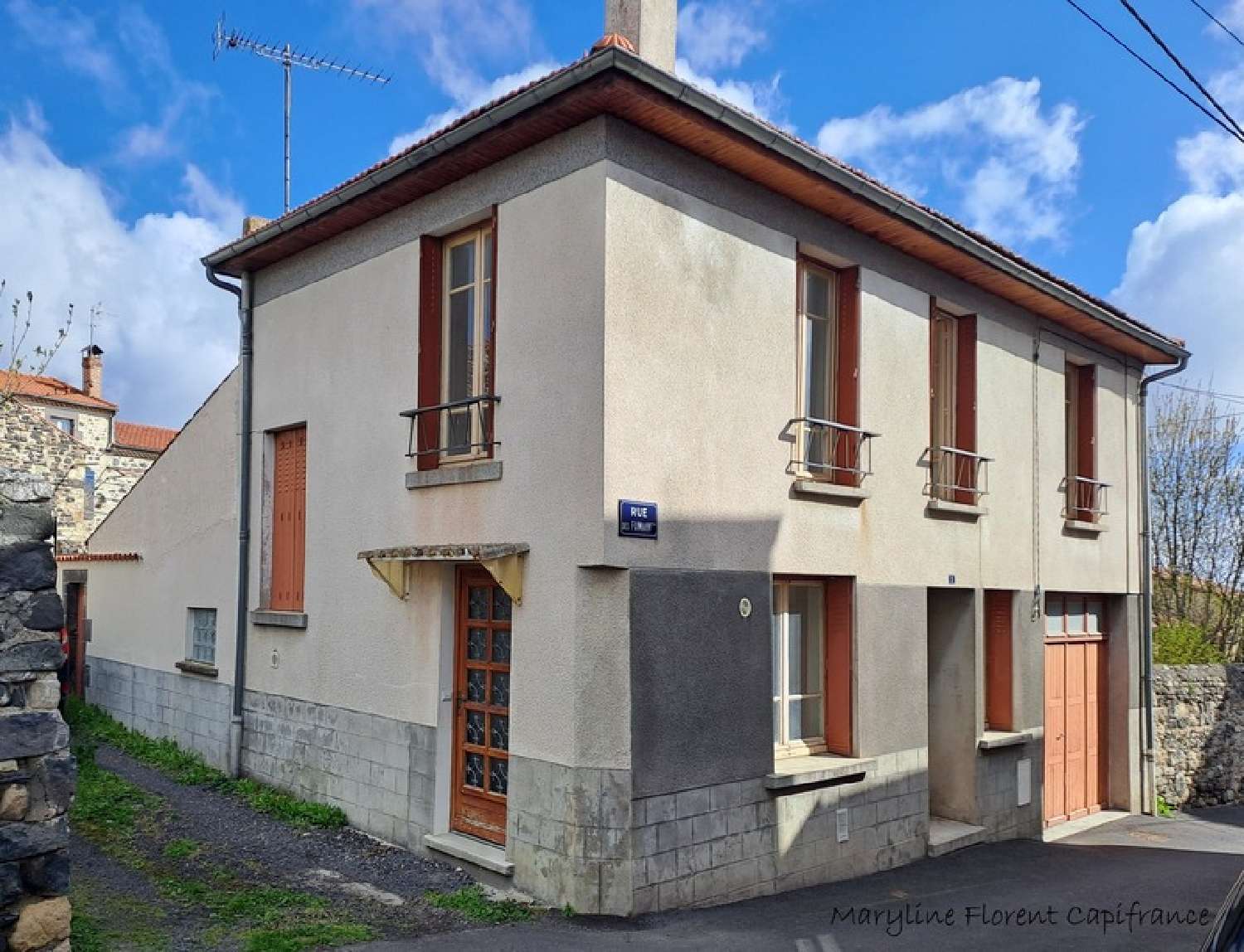  for sale house La Roche-Blanche Puy-de-Dôme 1