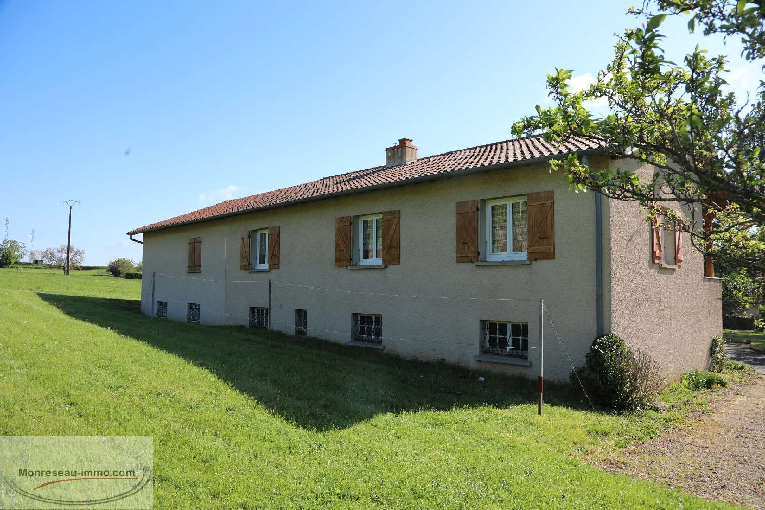  for sale house La Roche-Vineuse Saône-et-Loire 8