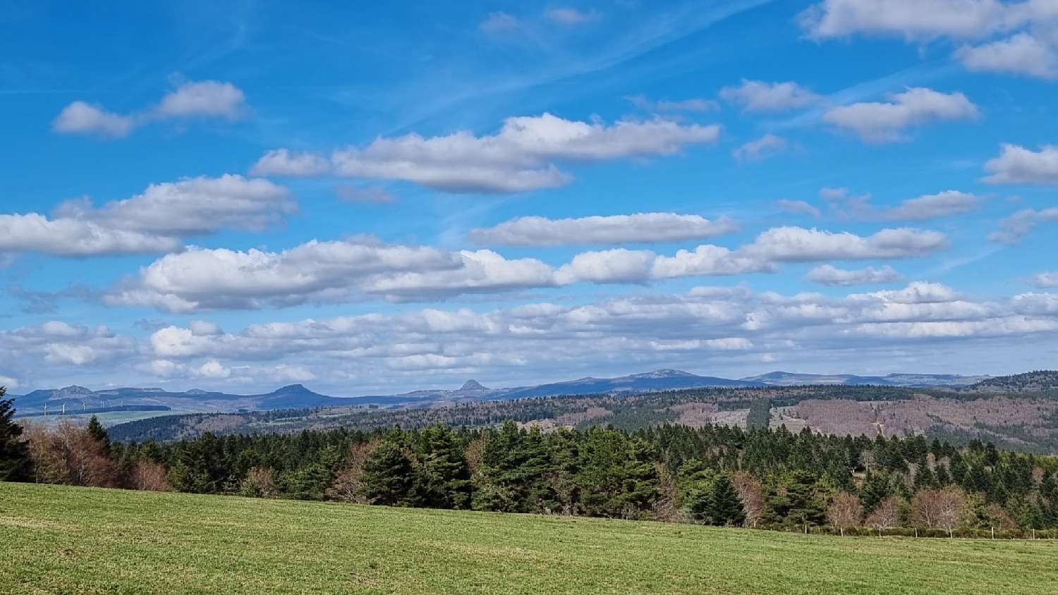  te koop huis Le Lac-d'Issarlès Ardèche 1
