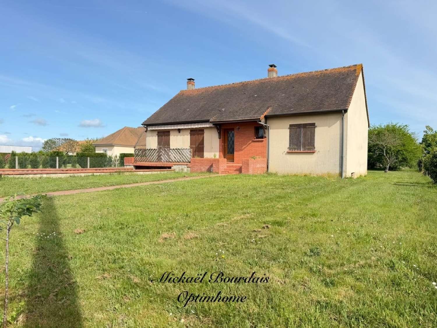  for sale house Le Lude Sarthe 1