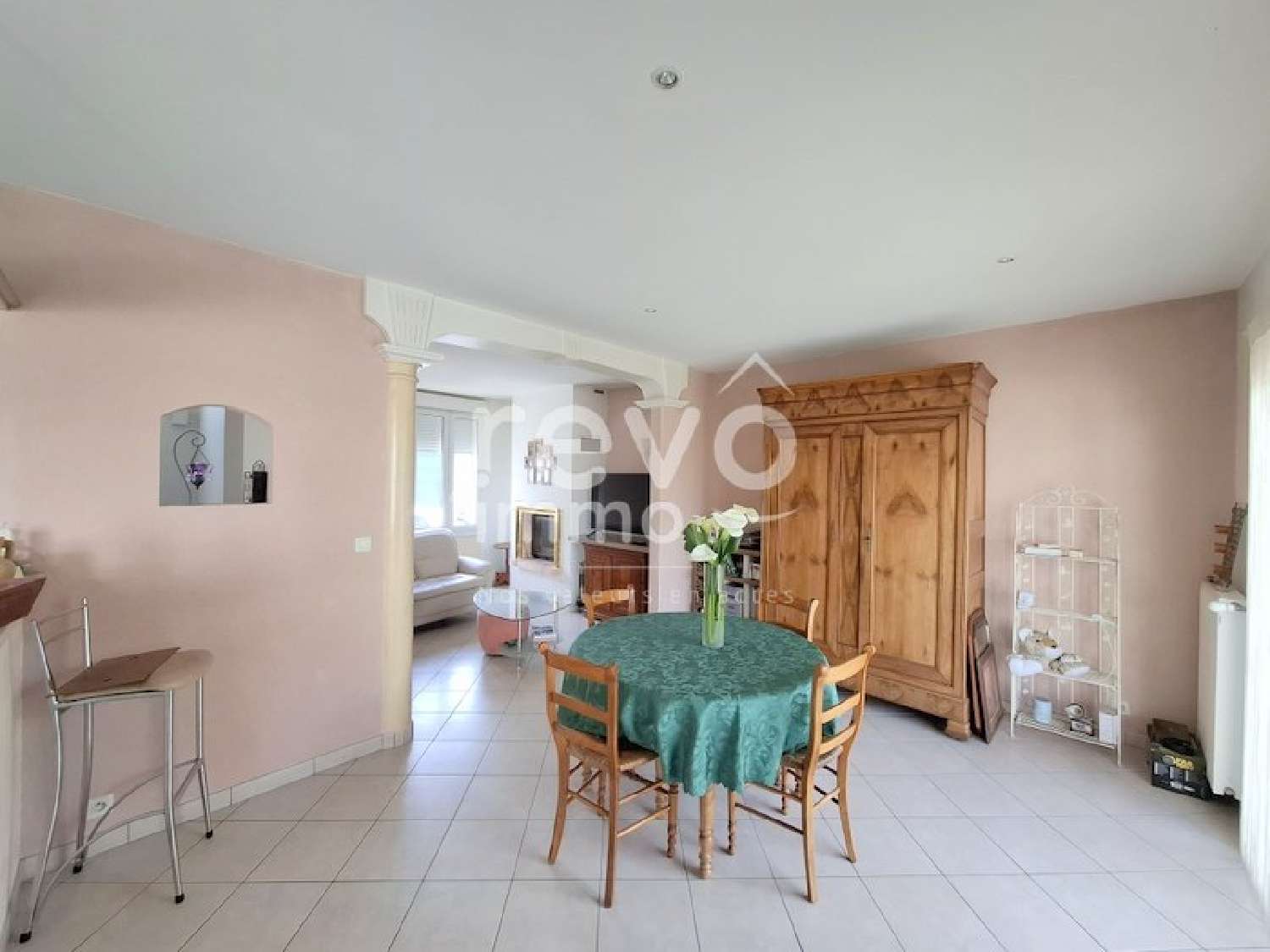  for sale house Le May-sur-Èvre Maine-et-Loire 2