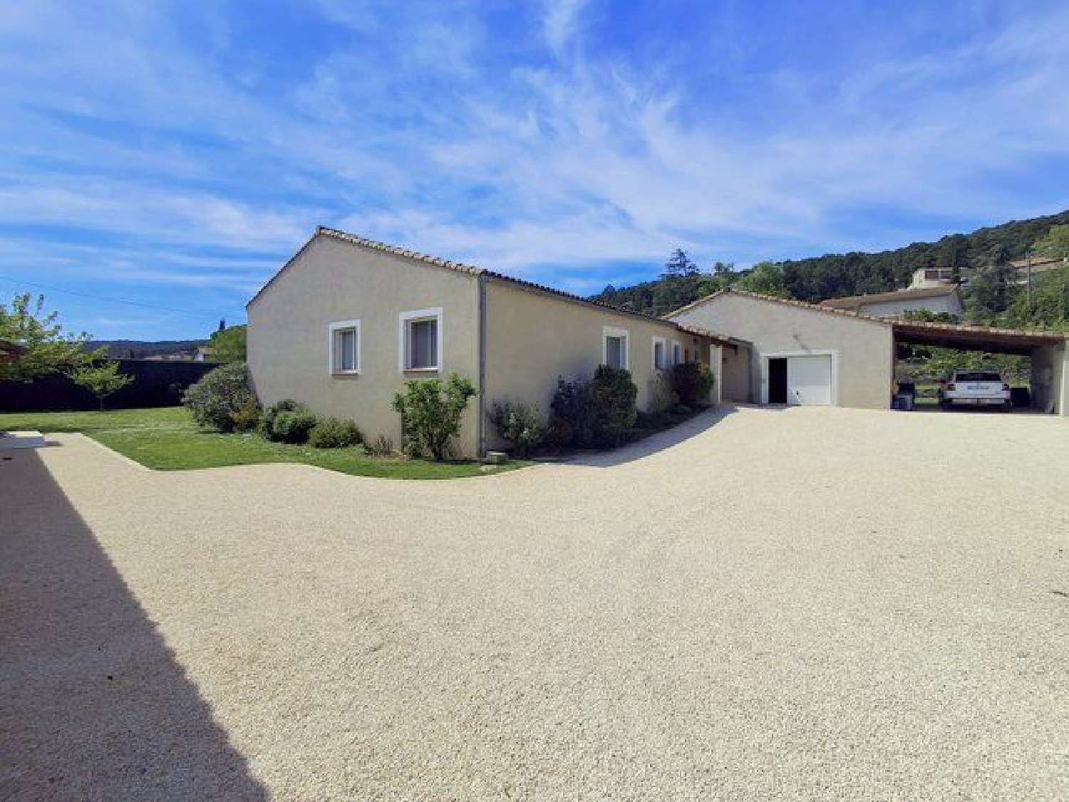  te koop huis Les Vans Ardèche 2