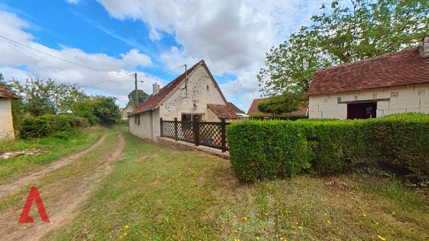  for sale house Luçay-le-Mâle Indre 2