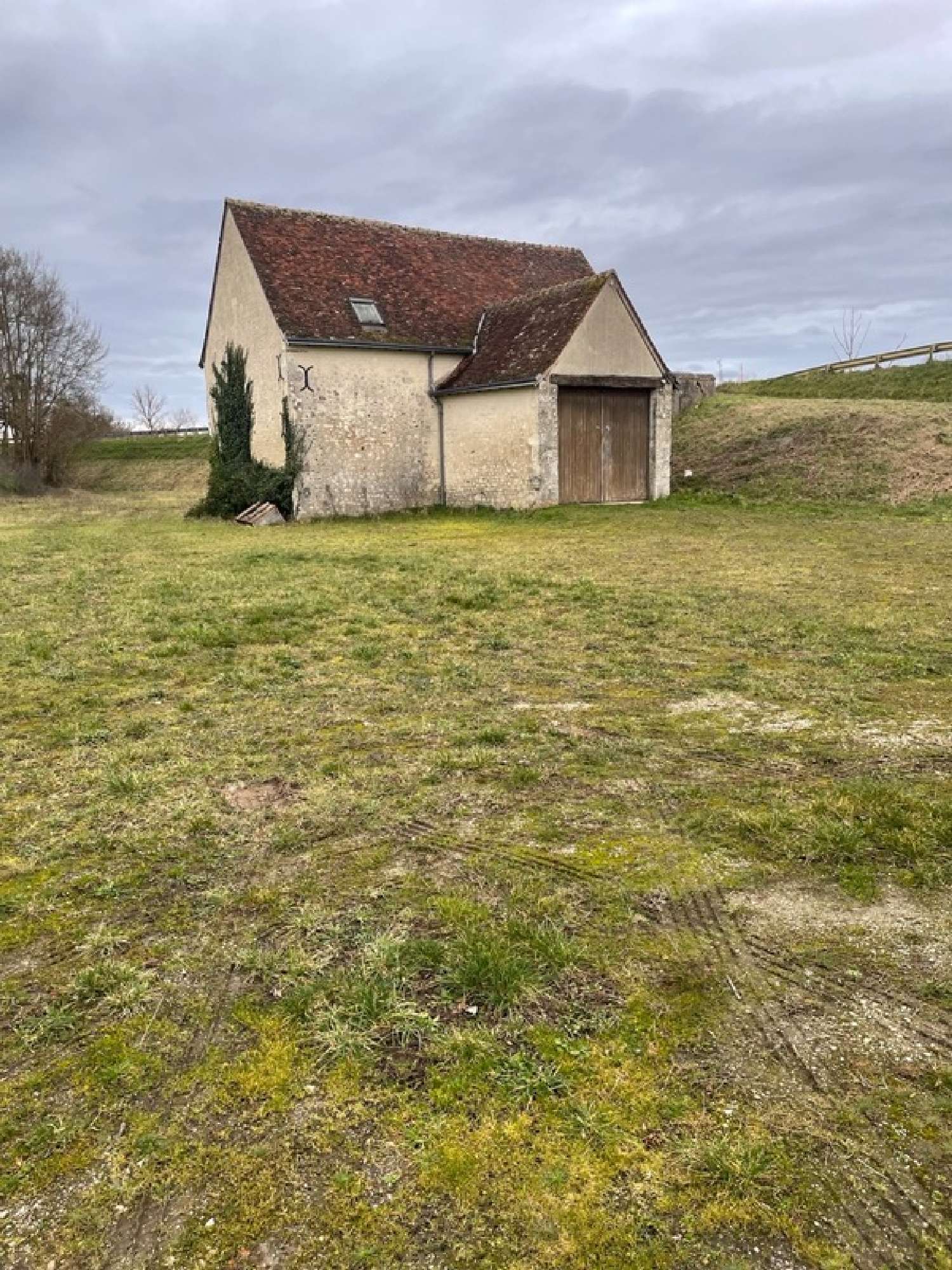  à vendre maison Lussault-sur-Loire Indre-et-Loire 2