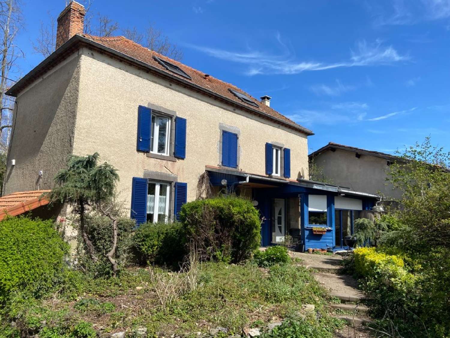  à vendre maison Luzillat Puy-de-Dôme 1
