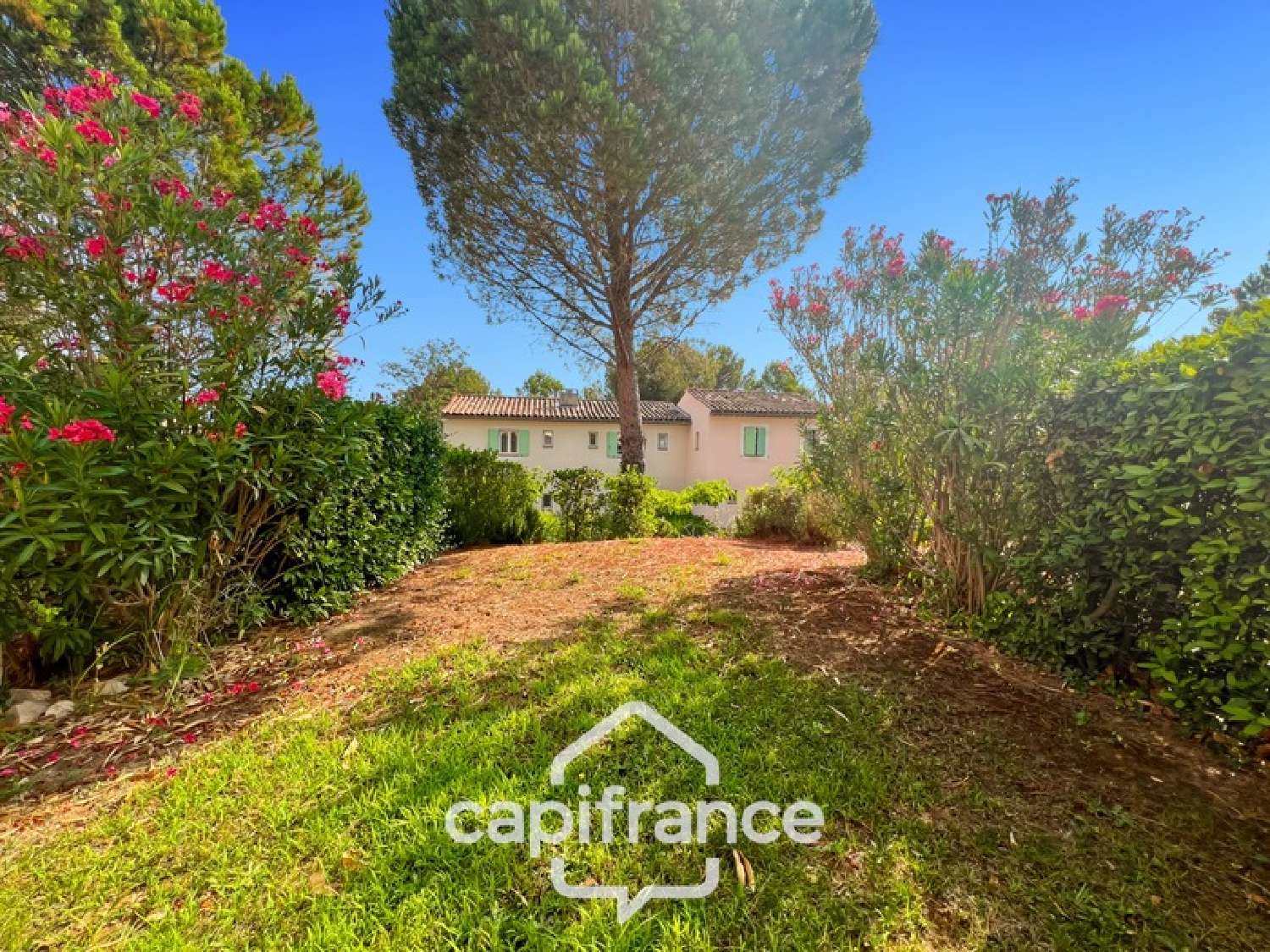  te koop huis Mallemort Bouches-du-Rhône 2