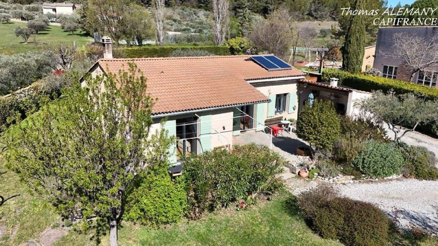  à vendre maison Montfort Alpes-de-Haute-Provence 1