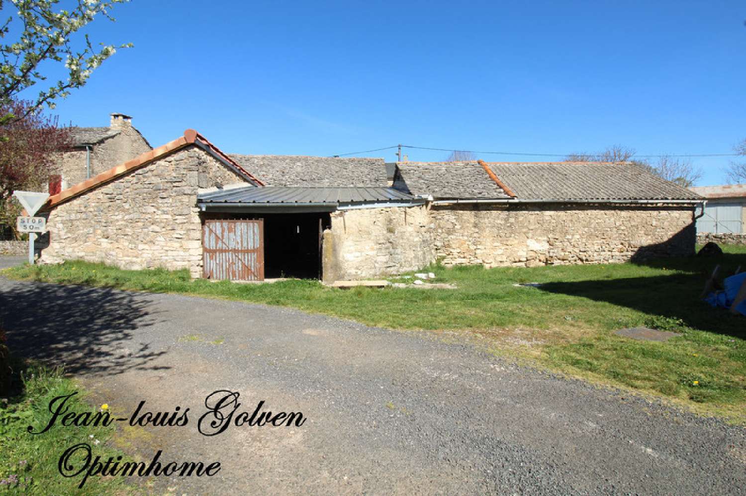  te koop huis Nant Aveyron 2