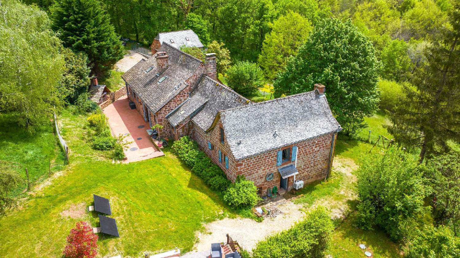  for sale house Nauviale Aveyron 1