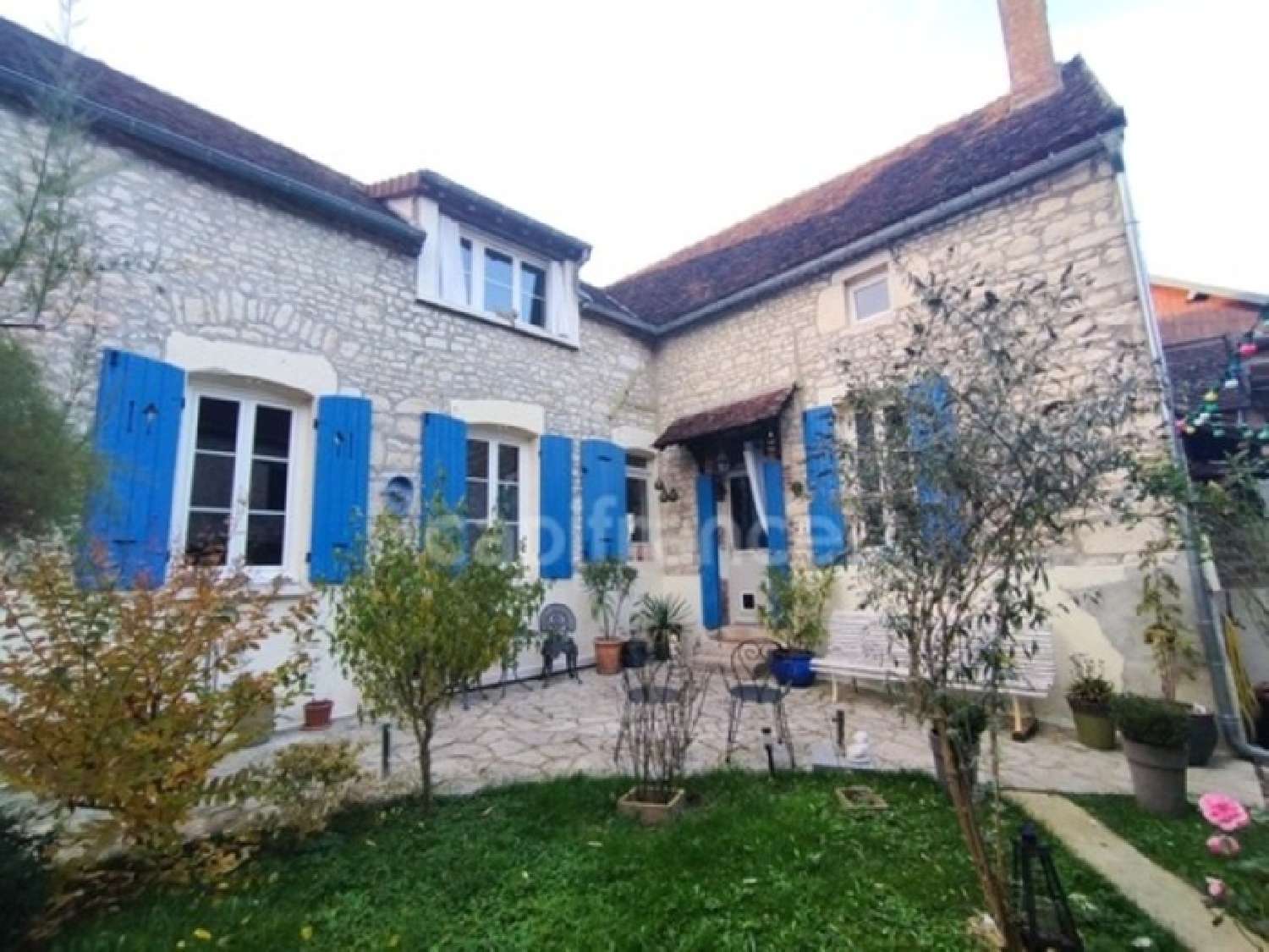  for sale house Neuilly Yonne 3