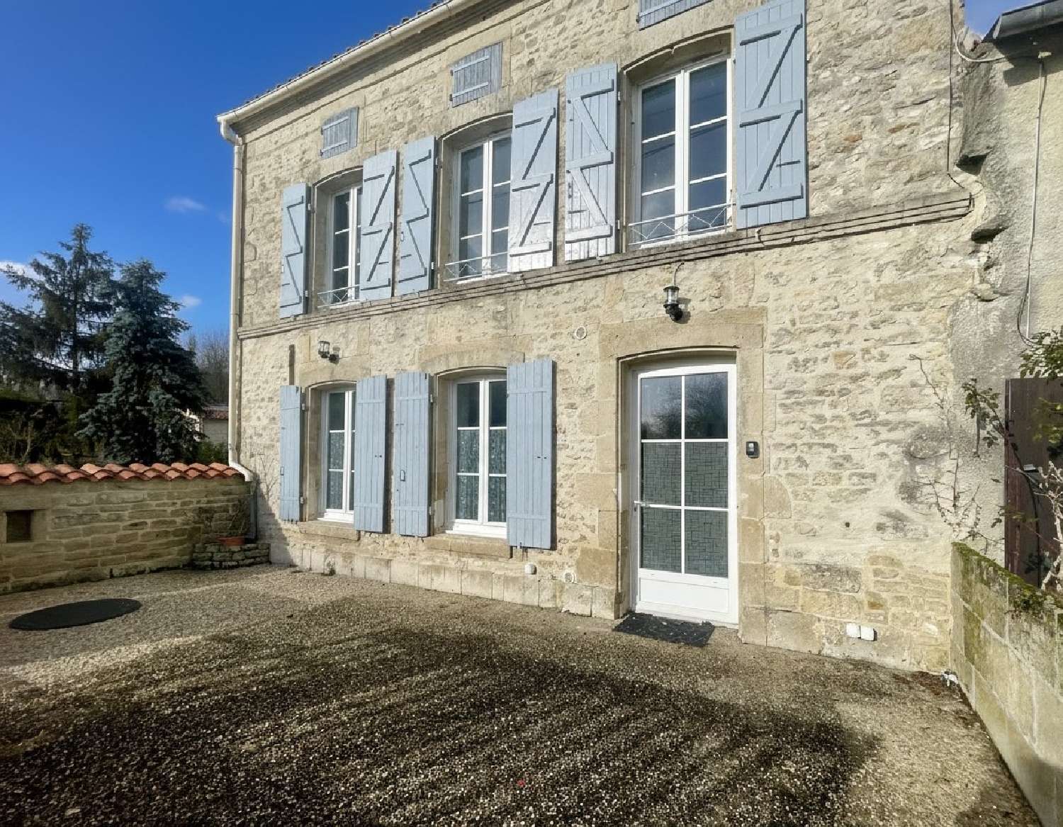 te koop huis Nuaillé-sur-Boutonne Charente-Maritime 1