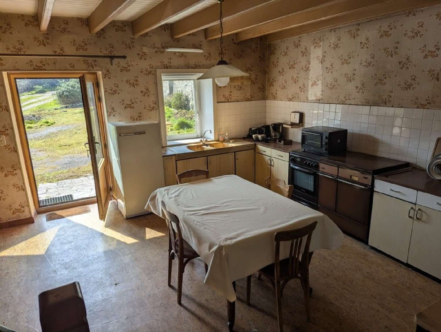  for sale house Paule Côtes-d'Armor 5