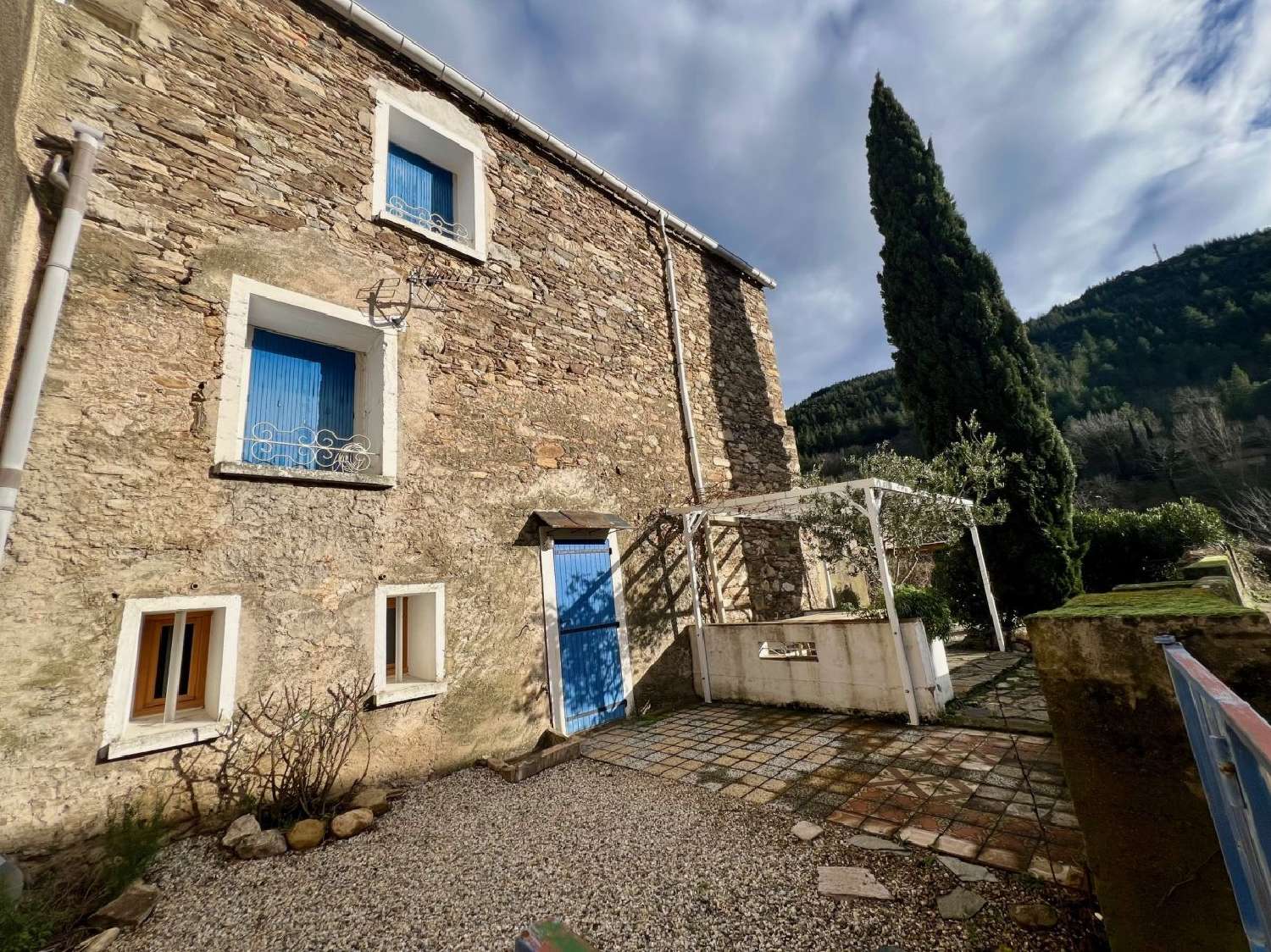  for sale house Prémian Hérault 1