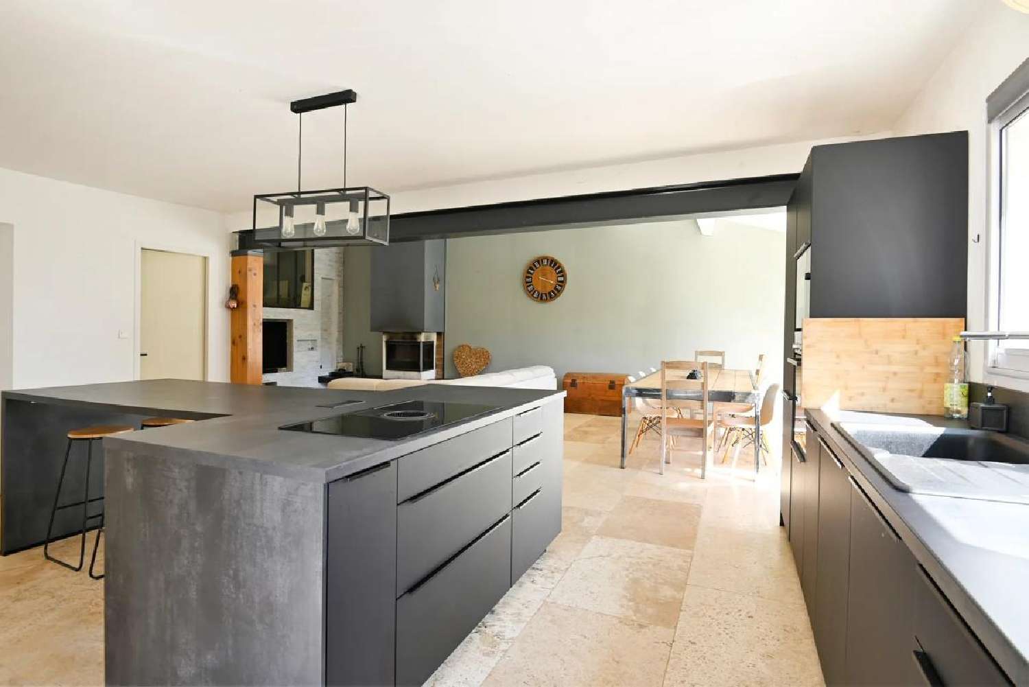  for sale house Redessan Gard 1