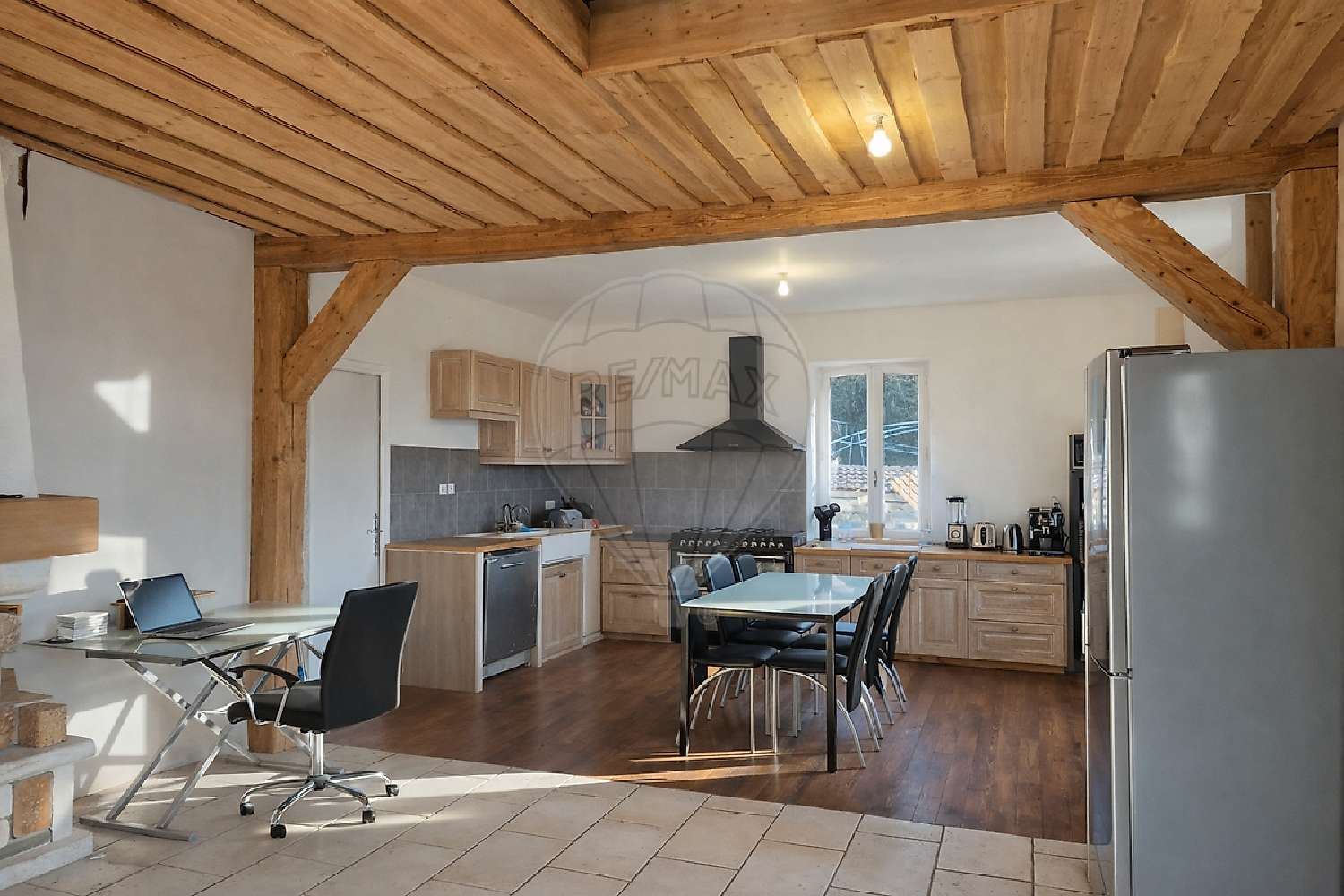  à vendre maison Regny Loire 3