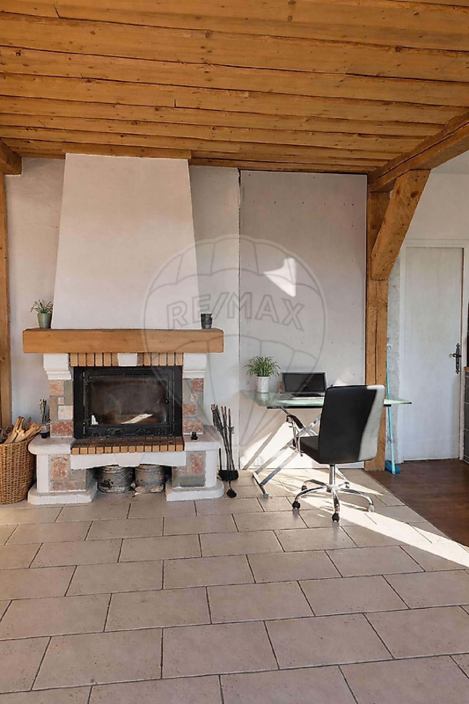 à vendre maison Regny Loire 4