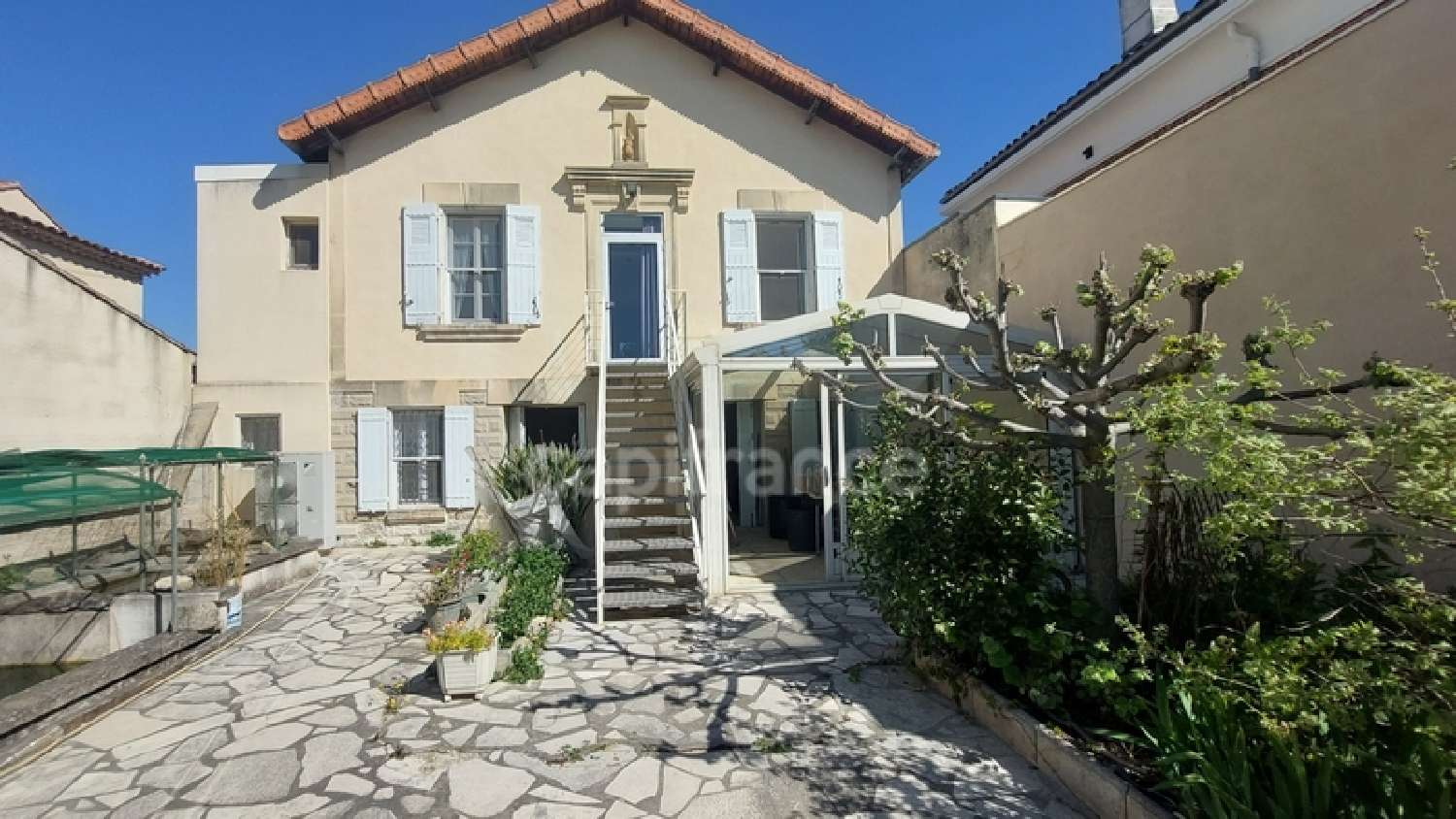  te koop huis Rognonas Bouches-du-Rhône 1