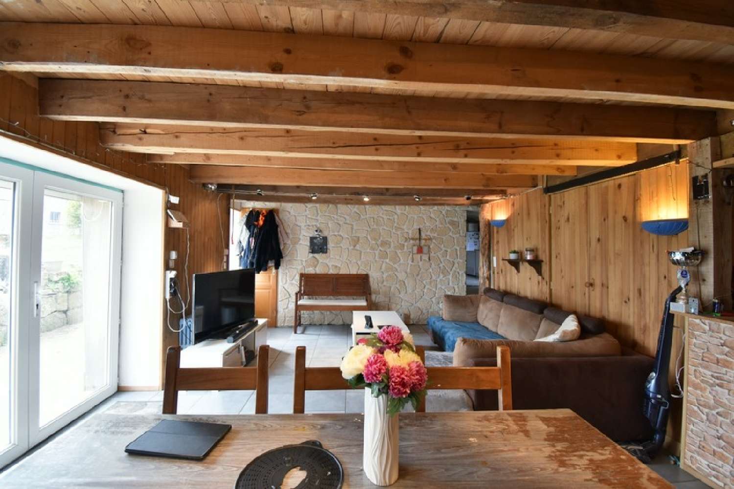 te koop huis Saint-Agrève Ardèche 2