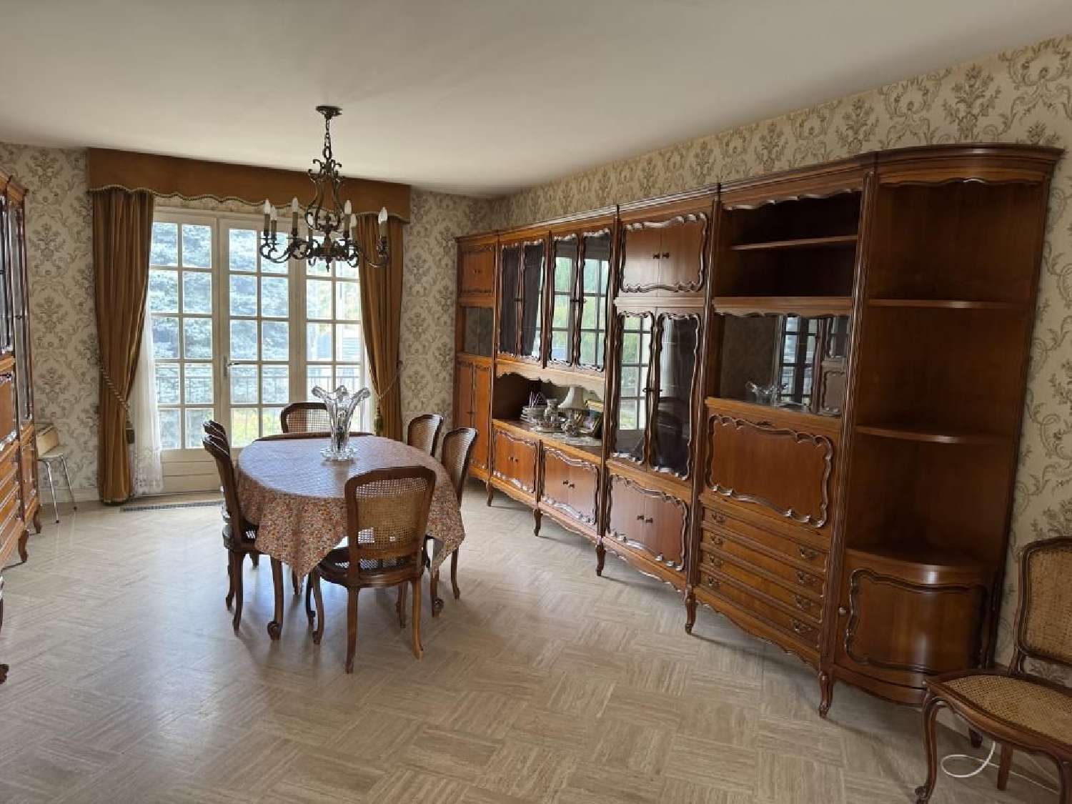  for sale house Saint-Amand-Montrond Cher 2