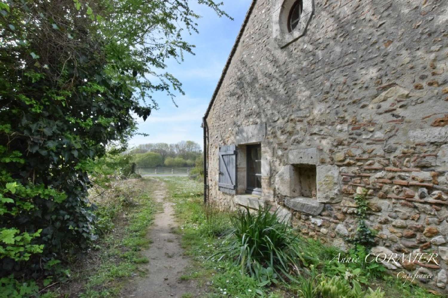  te koop huis Saint-Benoît-sur-Loire Loiret 2