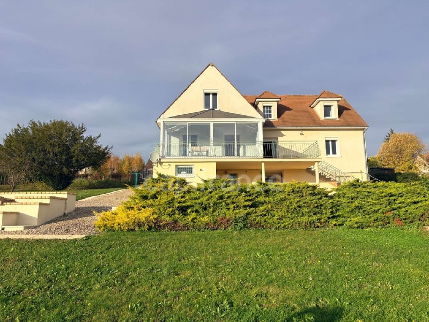  for sale house Saint-Bris-le-Vineux Yonne 1