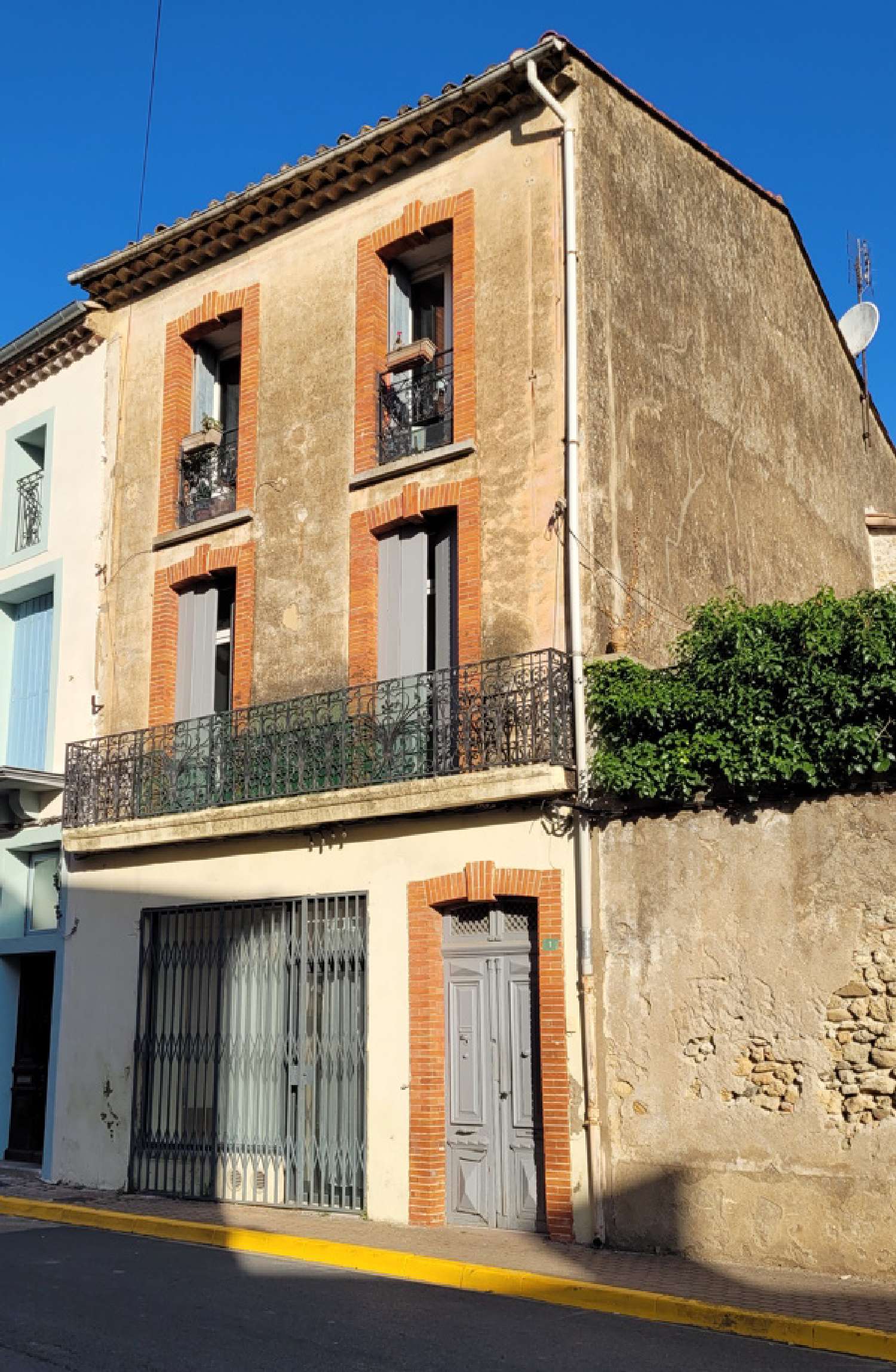  for sale house Saint-Geniès-de-Fontedit Hérault 2