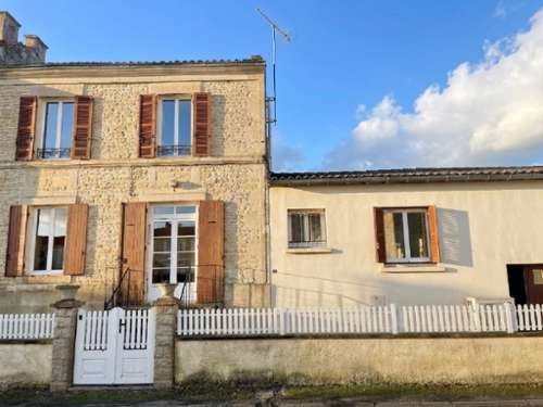 Saint-Georges-de-Longuepierre Charente-Maritime house foto 7314227