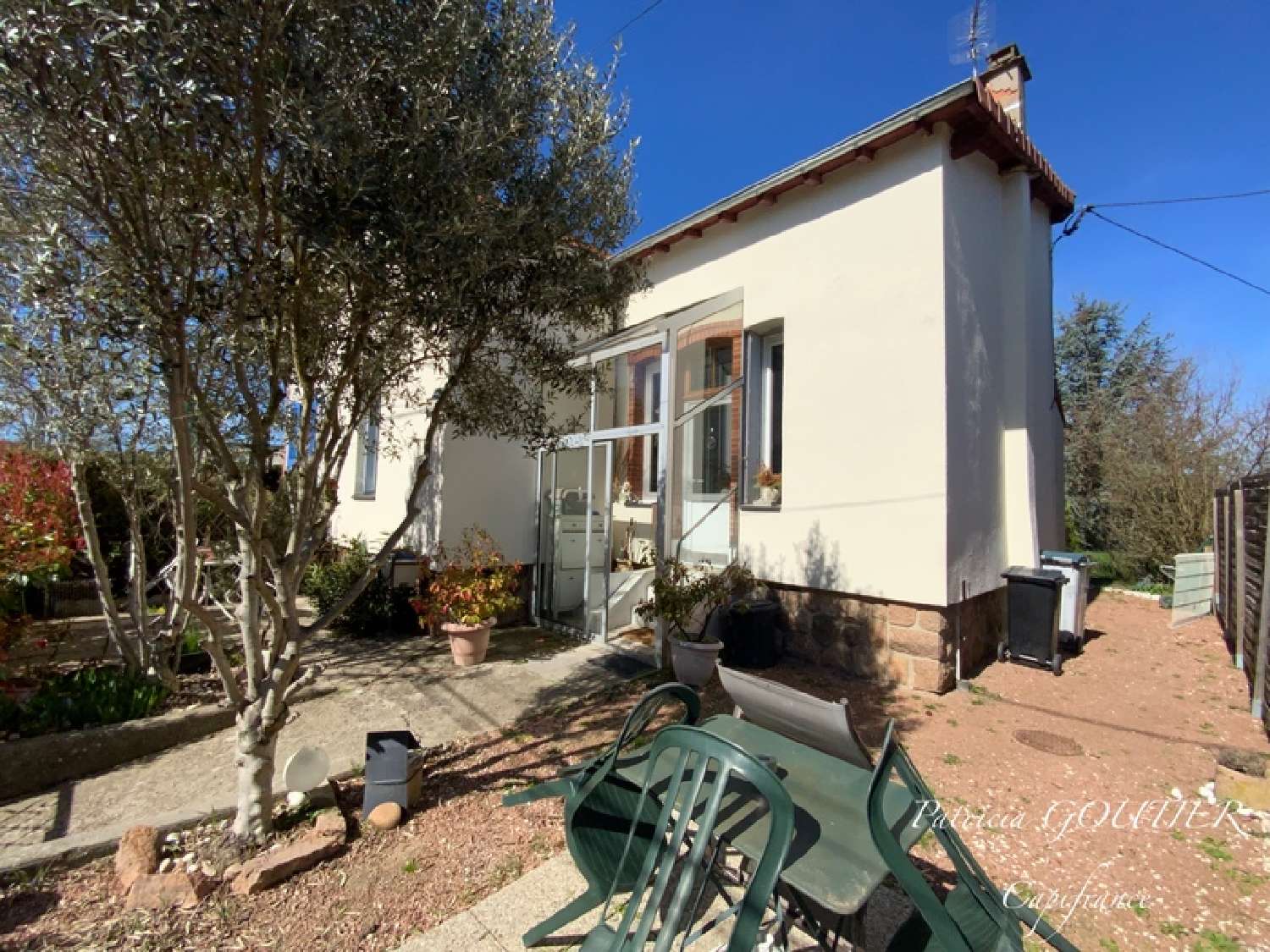  for sale house Saint-Germain-Laval Loire 1