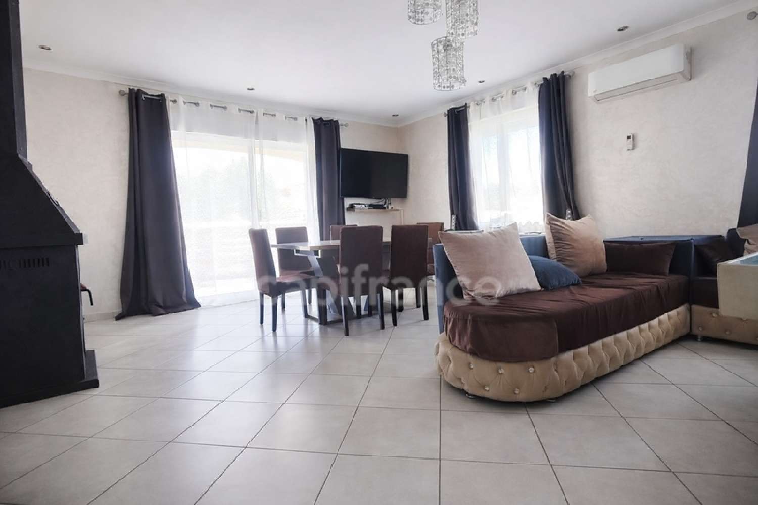  à vendre maison Saint-Gilles Gard 5