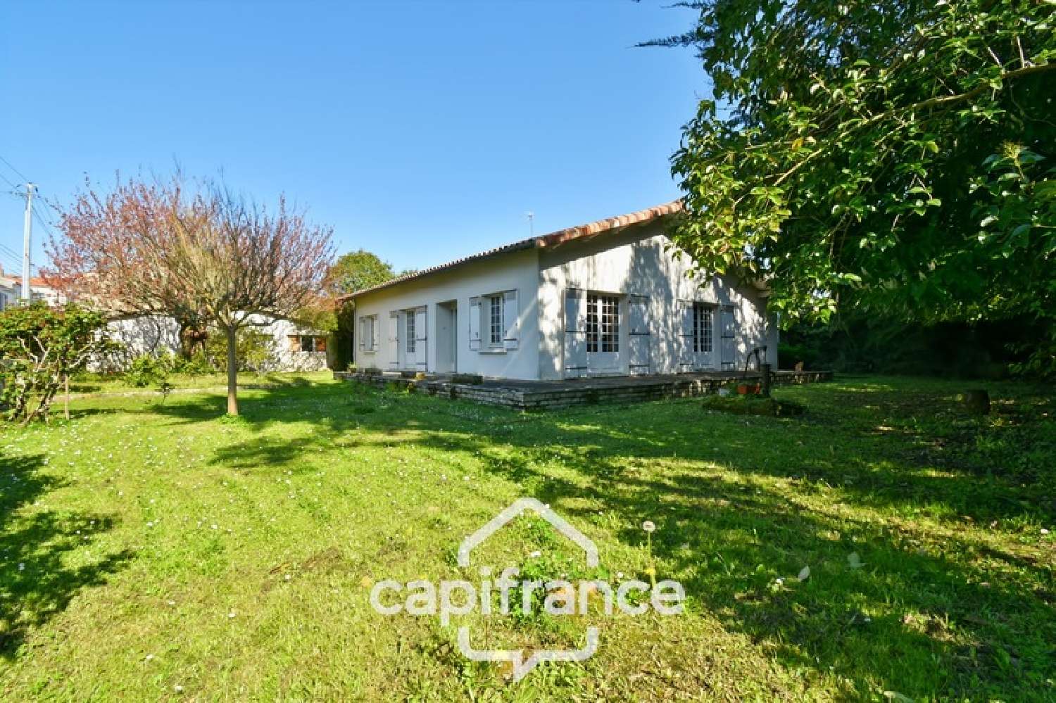  à vendre maison Saint-Jean-d'Angély Charente-Maritime 6